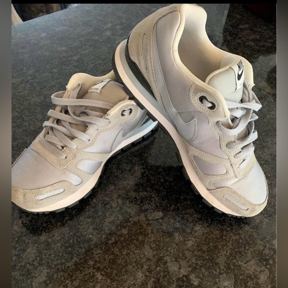 Nike Air Waffle Trainers - Air Max, Size 11